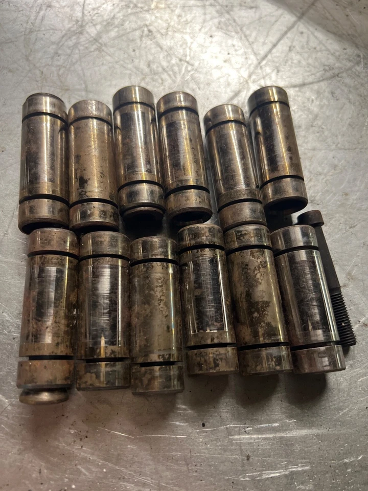 Eje basculante original genuino Porsche 911T 1972 usado 2,4 L cantidad - 12 Foto 1 de 1