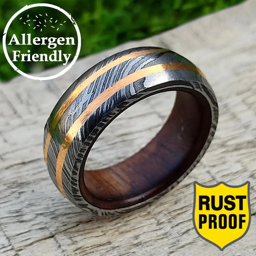 Anillo para hombre personalizado manga madera doble incrustación de latón acero Damasco banda Foto 1 de 4