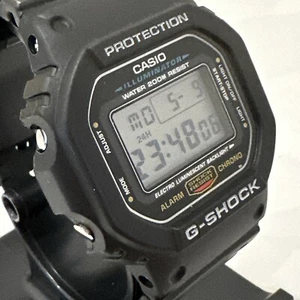 Casio G-Shock DW-5600E-1V Original Digital Mens Watch 200M WR DW-5600E - Foto 1 di 24