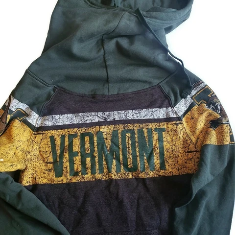 NCAA Womens Vermont Catamount Long Sleeve Pullover Hoodie Sweatshirt Green S 4/6 Cover