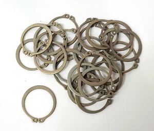 Lot Of 25 NEW Truarc 5100-125 Retaining Rings for 1-1/4" Shaft Steel 1.156" FRE - Picture 1 of 4