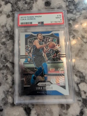 Luka Doncic Prizm 2019 PSA 9 como nuevo #75 Panini NBA segundo año Dallas Mavericks Foto 1 de 4