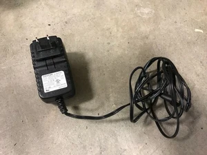 Original-Zubehör-Hersteller Denon KSAFD1200120W1UV Netzteil Ladegerät Netz! Toller gebrauchter Zustand! - Bild 1 von 2