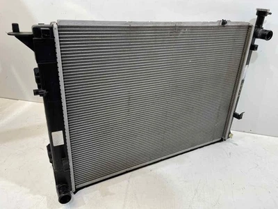 Se adapta a 13-19 Hyundai Santa Fe 3,3 L LWB 2014 Kia Sorento 3,3 L RADIADOR Grado A OEM Foto 1 de 4
