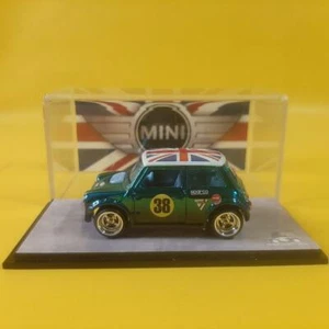 (WANGSTAR) Hot Wheels MORRIS MINI Custom CHROME GREEN Real Riders LIMITED +case - Picture 1 of 12