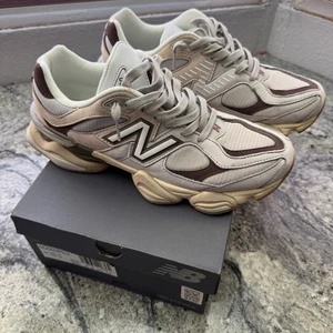 New Balance 9060 Zapatos Hombre 10.5 - Imagen 1 de 12