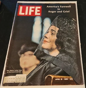 19. APRIL 1968 LIFE MAGAZIN FRAU MARTIN LUTHER KING BEI DER BEERDIGUNG! - Bild 1 von 1