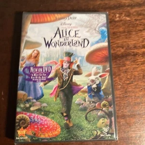 Alice in Wonderland DVD 2010 Johnny Depp Walt Disney Tim Burton Movie Fantasy - Picture 1 of 2