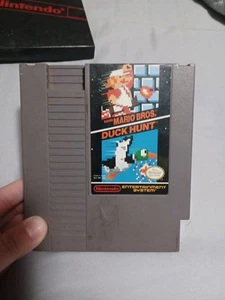Super Mario Bros. Duck Hunt Nintendo Entertainment System NES 1985 Made In Japan - Picture 1 of 2