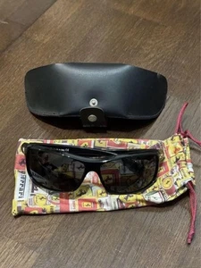 Ferrari black sunglasses with case - Picture 1 of 7