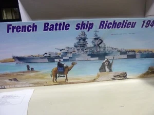 TROMBETTIERE 1/350 corazzata francese Richelieu 1943 #5311 / ponte blu/pe. - Foto 1 di 3