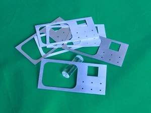 Star Trek, placa frontal troquelada Tricorder, ¡solo la placa frontal! AA & DS - Imagen 1 de 2