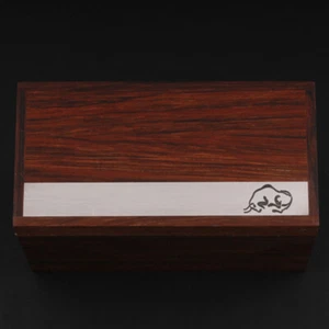 Caja de madera, plata con incrustaciones. Bull. De colección. HECHO EN DINAMARCA.1960. MUY RARO - Imagen 1 de 4