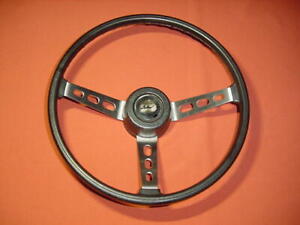  69 70 71  Avanti steering wheel 1969 Black w/ horn hardware