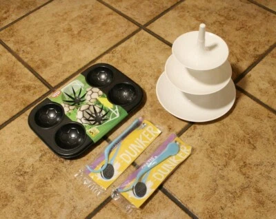 Dr. Oetker Muffinform Fußball, Backform, Koziol Etagere Babell, Oreo Dunker -NEU - Bild 1 von 4