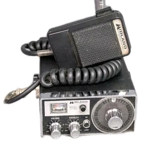 Midland 77-861B 40 Channel CB Radio W/ Transceiver Mic - Zdjęcie 1 z 5