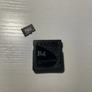 R4i Revolution For Nintendo DS for Micro SD Card NDSL/NDS 2gb Micro SD Card - Picture 1 of 3