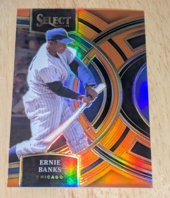 Ernie Banks Chicago Cubs 2024 Panini Select Premier NARANJA PRIZM #92 #'ed/49 Foto 1 de 3