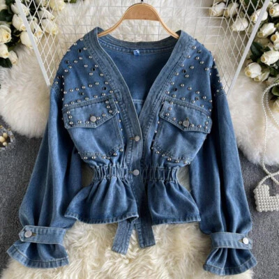 Damen Jeansjacke Denim Mantel Nieten Knopf Langärmelig V-Ausschnitt Rüsche Mode - Bild 1 von 4