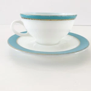 Taza de té y platillo vintage Pyrex borde dorado azulado agua - Imagen 1 de 6