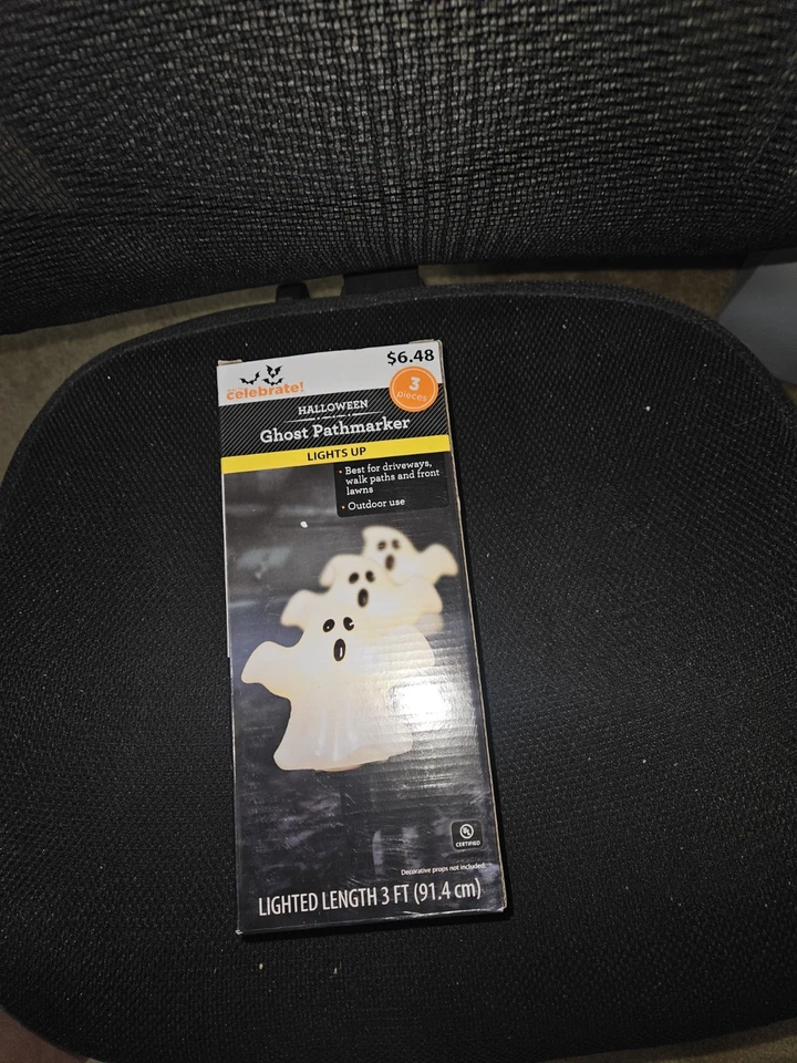 Caja de 3 luces de patio tipo molde soplado fantasmas de Halloween Foto 1 de 1