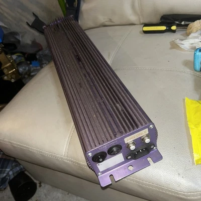 Balastro Electrónico Lumatek LK6240T "LOS SOPORTES ESTÁN DOBLADOS" Foto 1 de 3