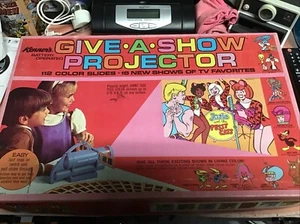 1971 Kenner’s Give A Show Projector - Picture 1 of 9
