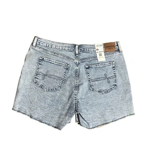 Denizen Levis Womens Denim Shorts Size 14 Distressed Light Blue W32 NWT - Picture 1 of 4