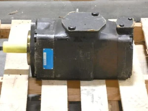 Denison T6ED-045-038-1R04-B1 Hydraulic Double Vane Pump - NEW Surplus! - Picture 1 of 6