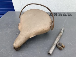 Schwinn Phantom Seat With Post & Clamp Vintage - Picture 1 of 6