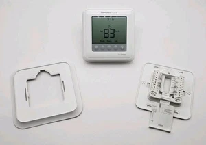 Honeywell TH6320U2008 T6 Pro Series  Thermostat & Comfort Control - Picture 1 of 6