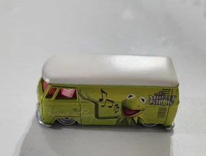Hot Wheels The Muppets Kermit The Frog Volkswagen T1 Panel Bus 2014 -Loose - Picture 1 of 6