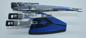 Mass Effect Dark Horse Normandy SR2 Alliance Statue 2013 DARK HORSE SE PAINT - Picture 1 of 12
