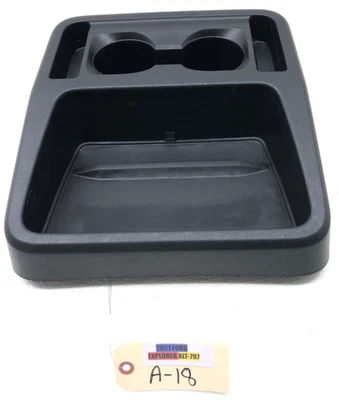 Ford Explorer 2020-2024 portavasos trasero doble en consola OEM Foto 1 de 4