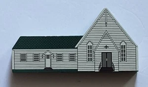 Hickory Hill Untied Methodist Church Wood Shelf Sitter RR Creations 1993 - Picture 1 of 4