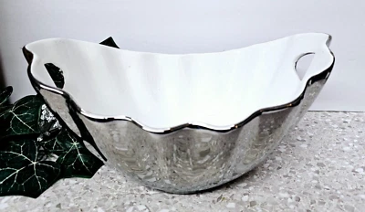 New 10 Strawberry Street Ruffled 2 Handle Silver Clam Serving Bowl 11 3/8" - Image 1 of 4