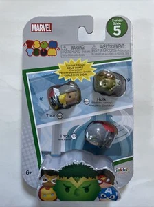 Tsum Tsum Marvel Limited Edition Gold Hulk G05 Thor 217 & 123 Series 5 Figures - Picture 1 of 3
