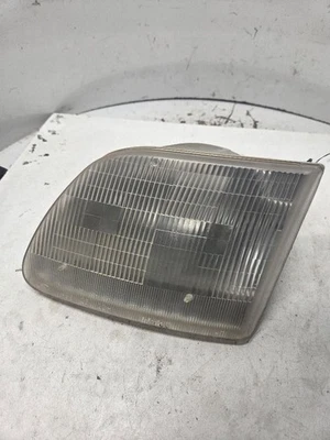 Driver Headlight Heritage Fits 97-04 FORD F150 PICKUP 1445283 - Image 1 of 4