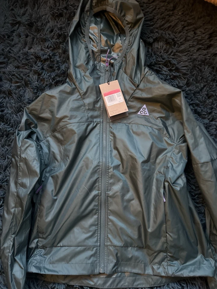 Girls Nike ACG Storm Fit Jacket Size LG - Image 1 of 1
