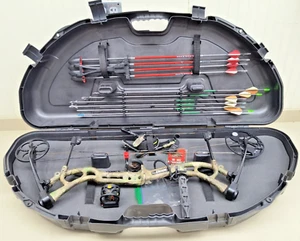 Bear Archery Authority Bow With Hard Case and Accessories 70# PW - Picture 1 of 14