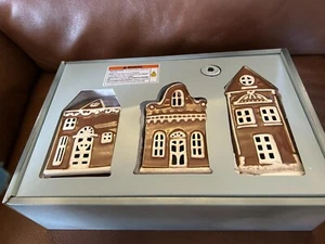 St. Nicholas Square 3 piece Sunshine Spirits Gingerbread Houses Led Table Decor - Picture 1 of 11