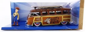 JADA TOYS, 1963 VOLKSWAGEN Combi con figura di WOODY, 1/24, JAD33176 - Foto 1 di 3