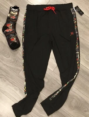 Calça Masculina ED HARDY Lounge Wear Tamanho Grande e Meias, Design de Tatuagem, NOVA - Imagem 1 de 2
