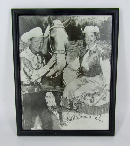 ROY ROGERS DALE EVANS COWBOY ACTORS - Signed / Autographed Publicity Still Photo Cover