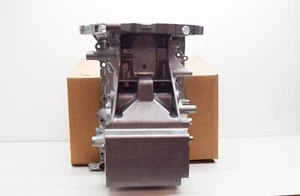 JAGUAR F-PACE X761 Oil Pan Sump Body JDE41146 NEW GENUINE - Picture 1 of 7