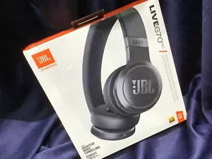 JBL HARMAN live 670 NC WIRELESS HEADPHONES spatial sound NEW IN BOX! BLACK - Picture 1 of 9