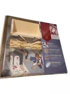Cofanetto The Giving Manger - Foto 1 di 2