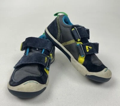 Plae Ty Niño Pequeño 8 Zapatos Azul Marino Acero Caminar Cómodo Informal Tenis Gamuza Foto 1 de 4
