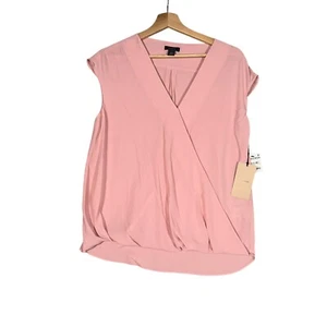 Halogen Wrap Top Women Sz Small Pink Polyester V-Neck Sleeveless Preppy Spring - Picture 1 of 7