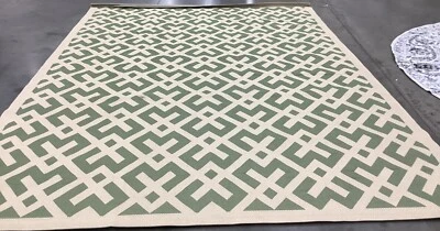 GREEN / BONE 9'-0" x 12'-0" Back Stain Rug Reduced Price 1172678862 CY6915-234-9 - Image 1 of 4